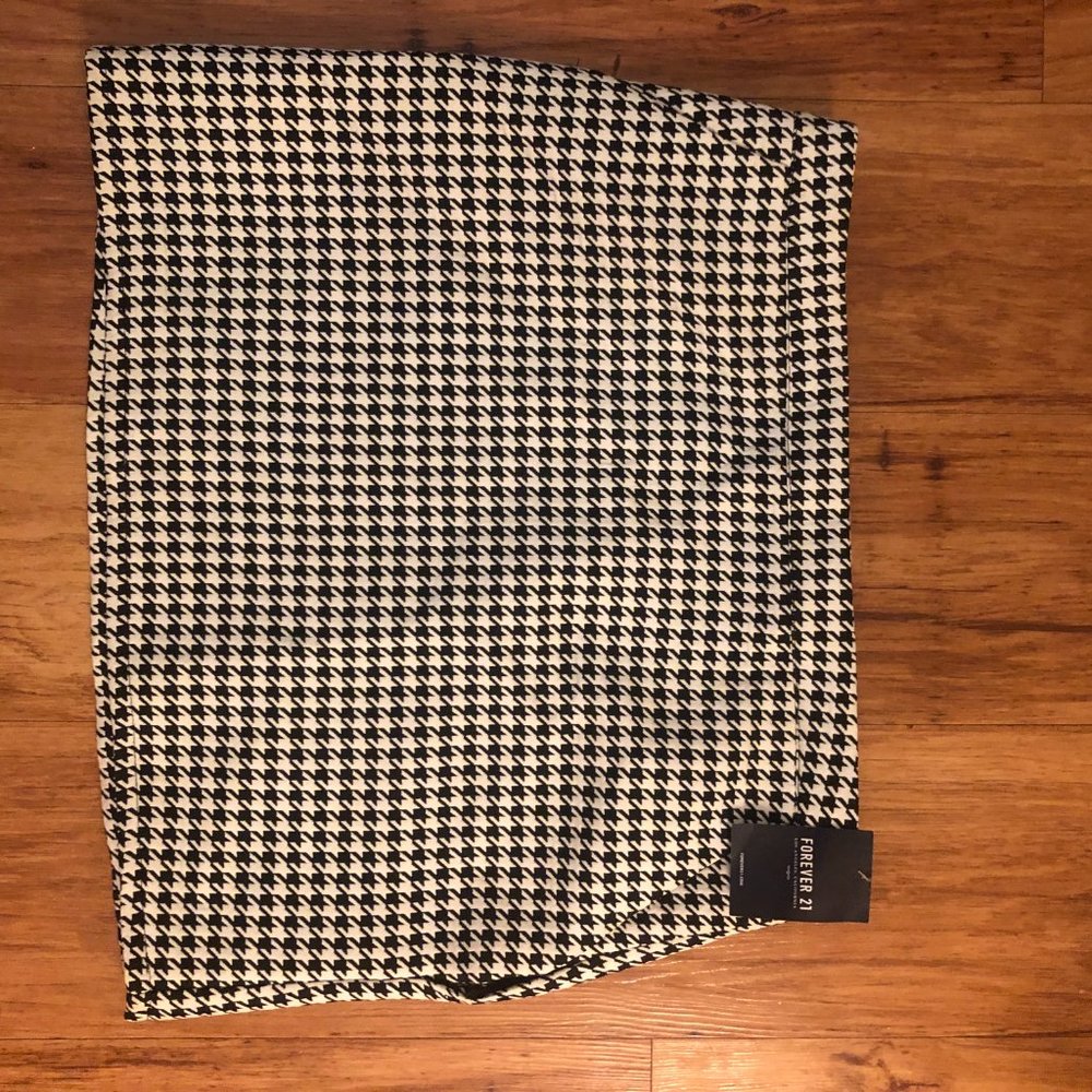Women's skirt with pockets